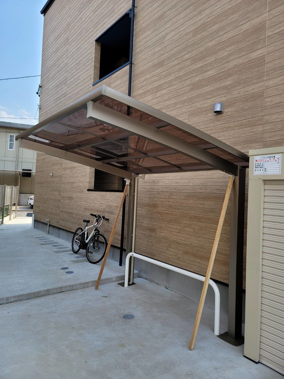 テラス新設 | 名古屋市中川区のエクステリア工事ならイズ美