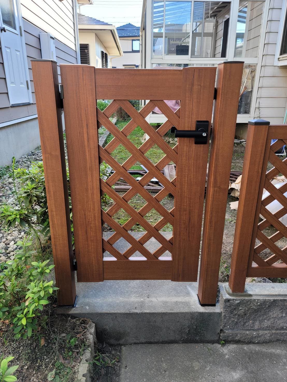 門扉設置 | 名古屋市中川区のエクステリア工事ならイズ美