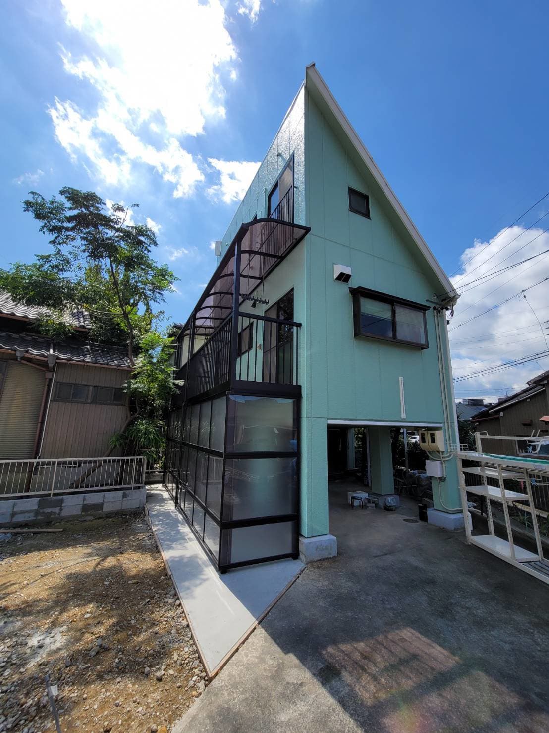 テラス設置 | 名古屋市中川区のエクステリア工事ならイズ美