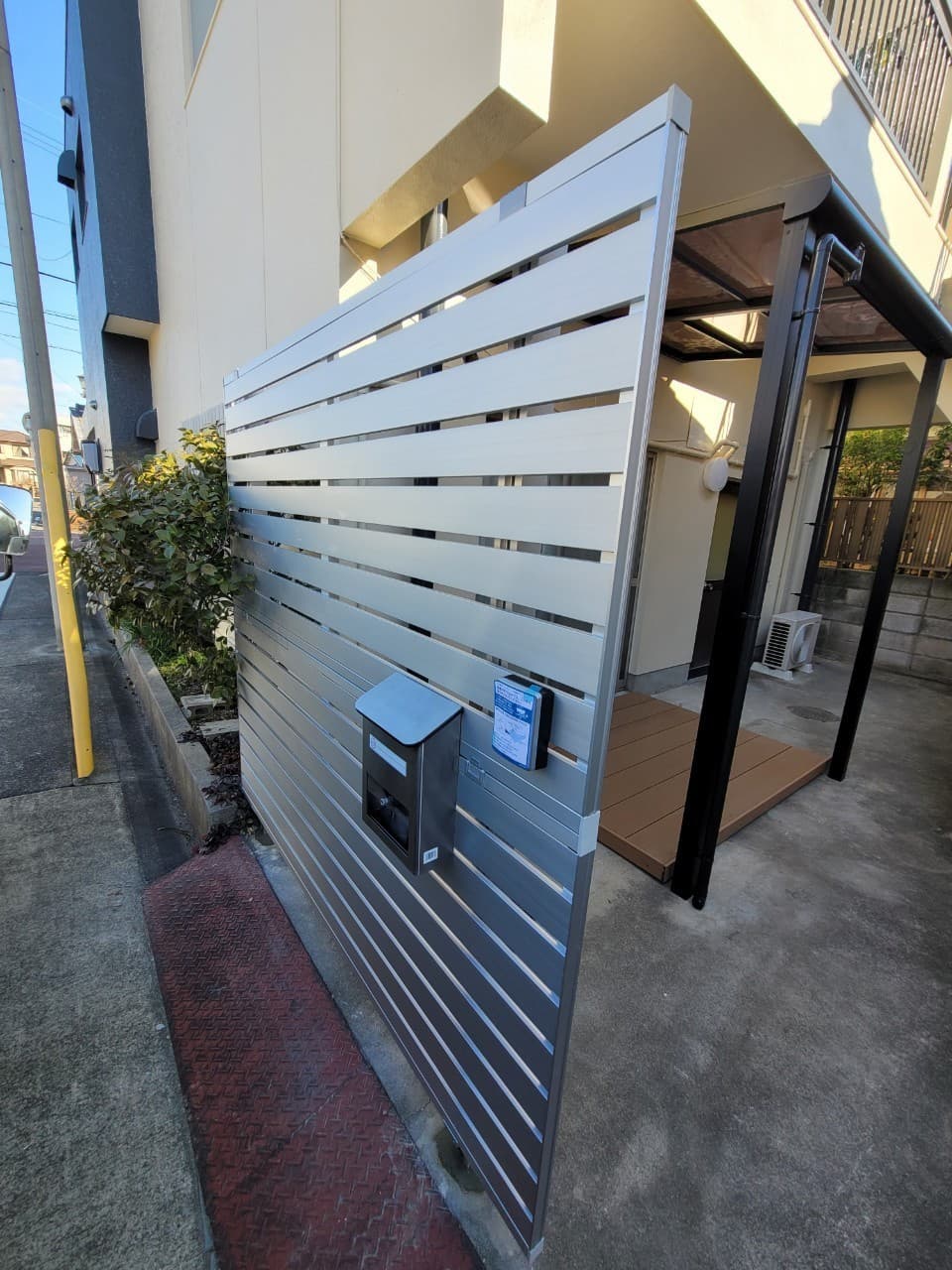 目隠しフェンス設置 | 名古屋市中川区のエクステリア工事ならイズ美