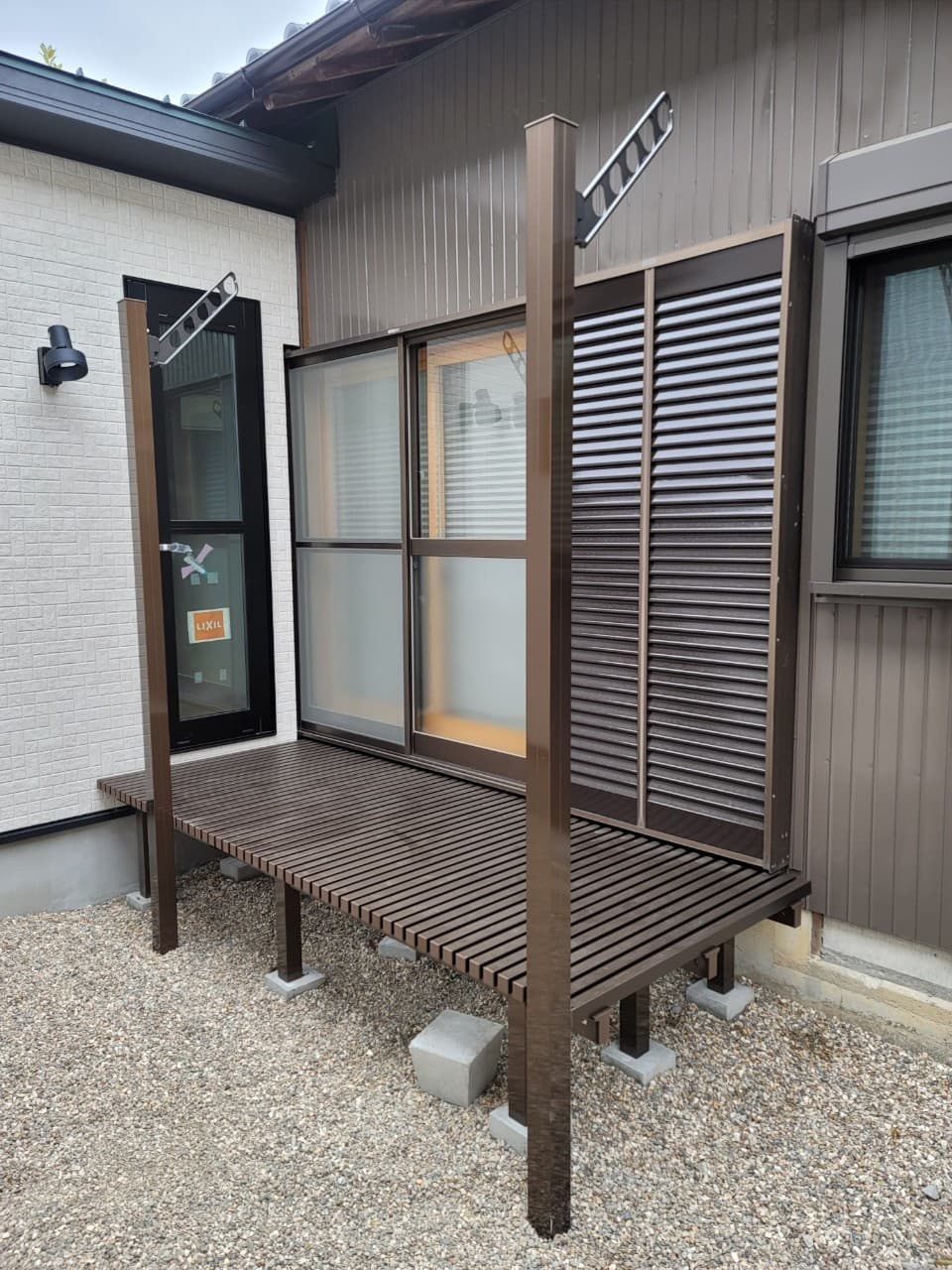 ウッドデッキ設置 | 名古屋市中川区のエクステリア工事ならイズ美